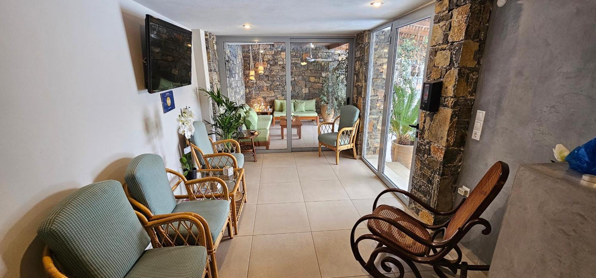 Asteri Apartments Und Studios Makrýgialos 외부 사진