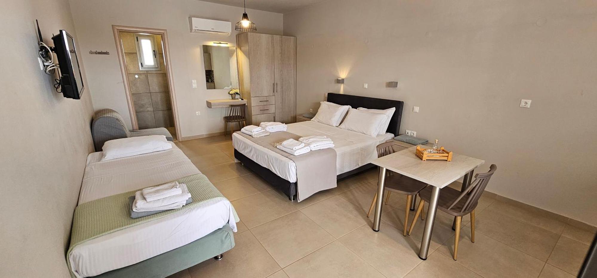 Asteri Apartments Und Studios Makrýgialos 외부 사진