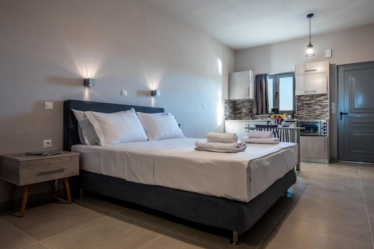 Asteri Apartments Und Studios Makrýgialos 외부 사진