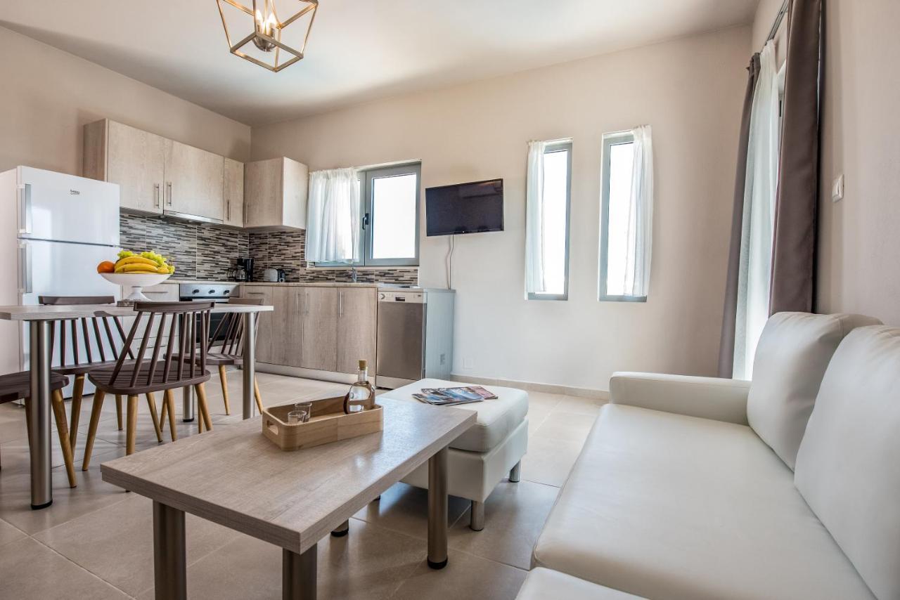 Asteri Apartments Und Studios Makrýgialos 외부 사진